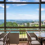 Apartment Mit Balkon Im In